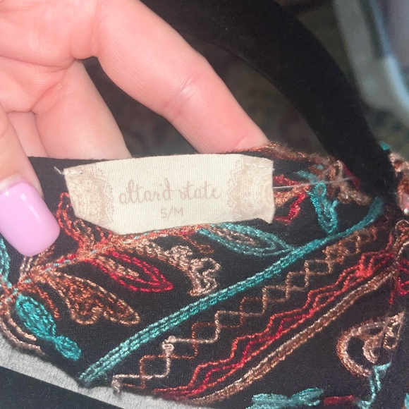 Altar’d State Embroidered Kimono - Picture 3 of 12